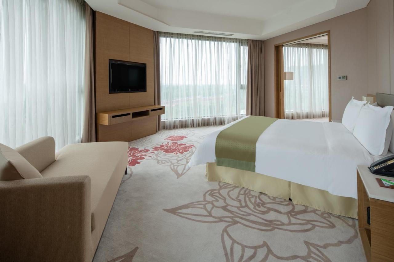 Holiday Inn Nanyang By Ihg Exterior foto